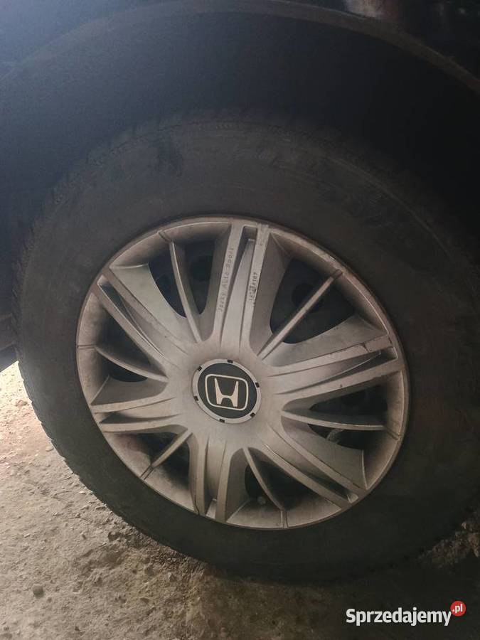 Honda Civic czarna rocznik 2004 16 nieuszkodzony Brzegi