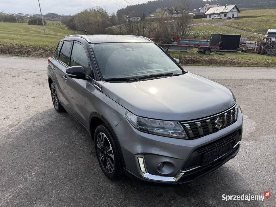 Suzuki vitara 4x4 14 benzynahybryda gniazdo AUX Limanowa sprzedam