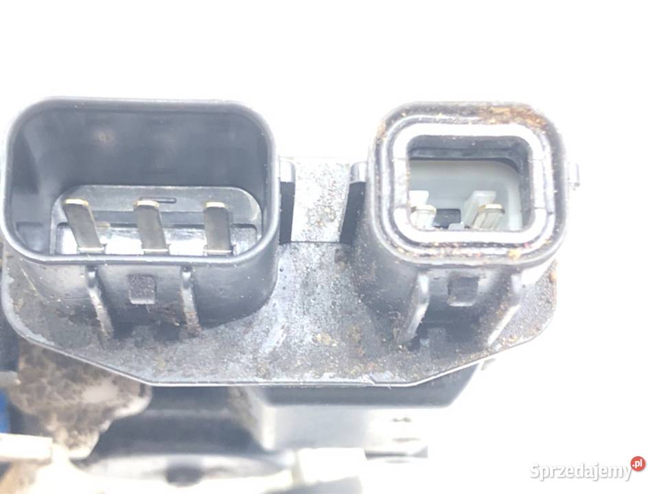 ZAMEK DRZWI PRAWY PRZÓD HONDA HRV Inny osobowe sprzedam