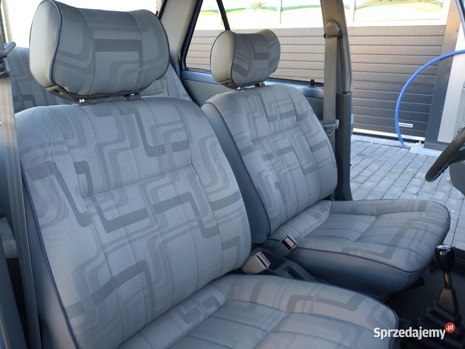 Stan idealny Wszystko sprawne Orginalny lakier Dąbki