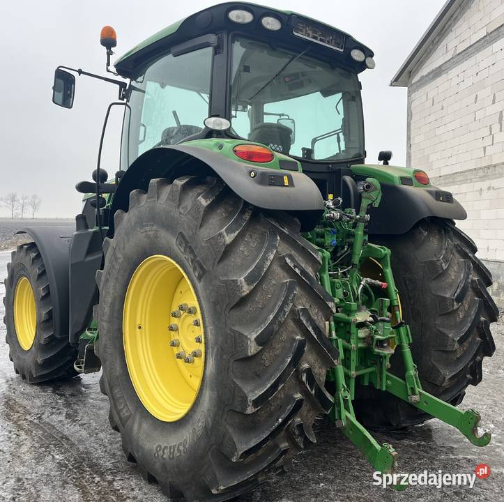 John Deere 6210R Sadki
