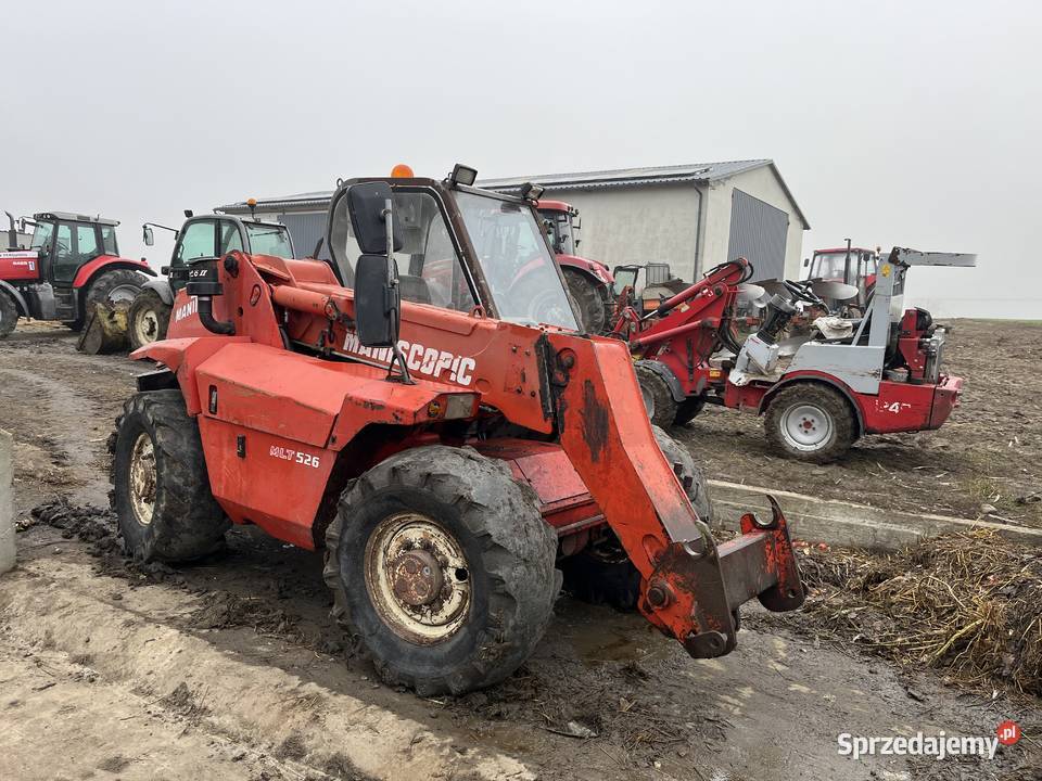 Ładowarka teleskopowa manitou 526