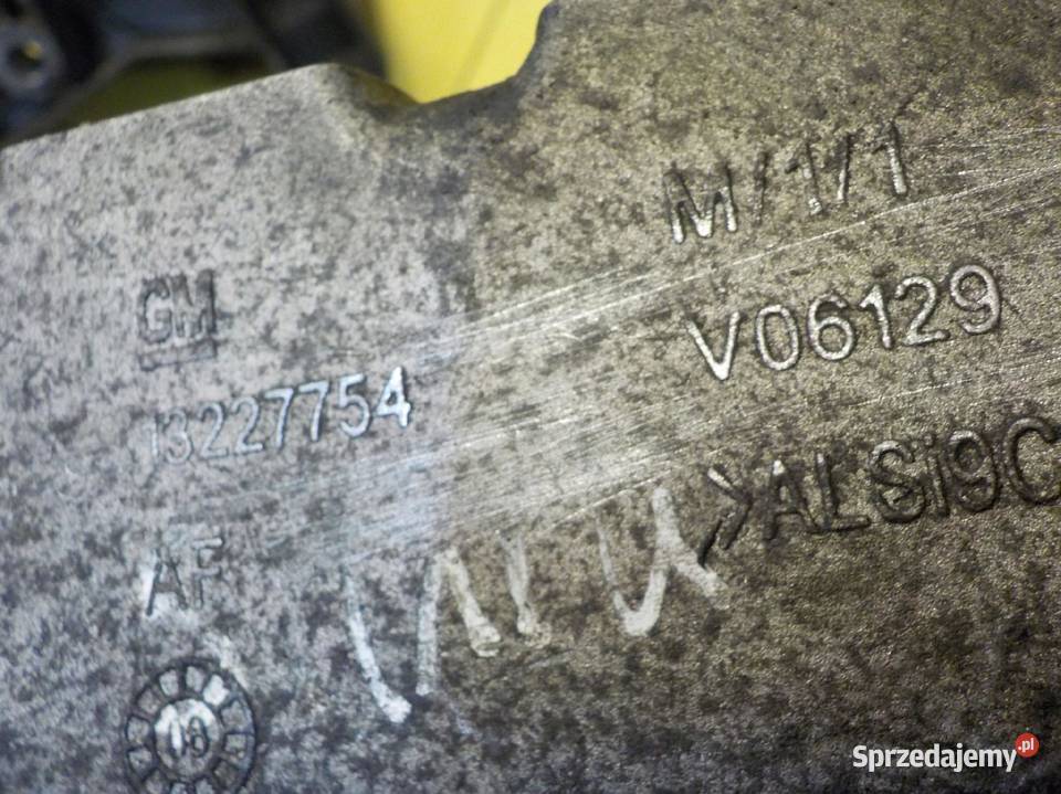 INSIGNIA 20 T 10r 220 lapa silnika 13227754 Suków