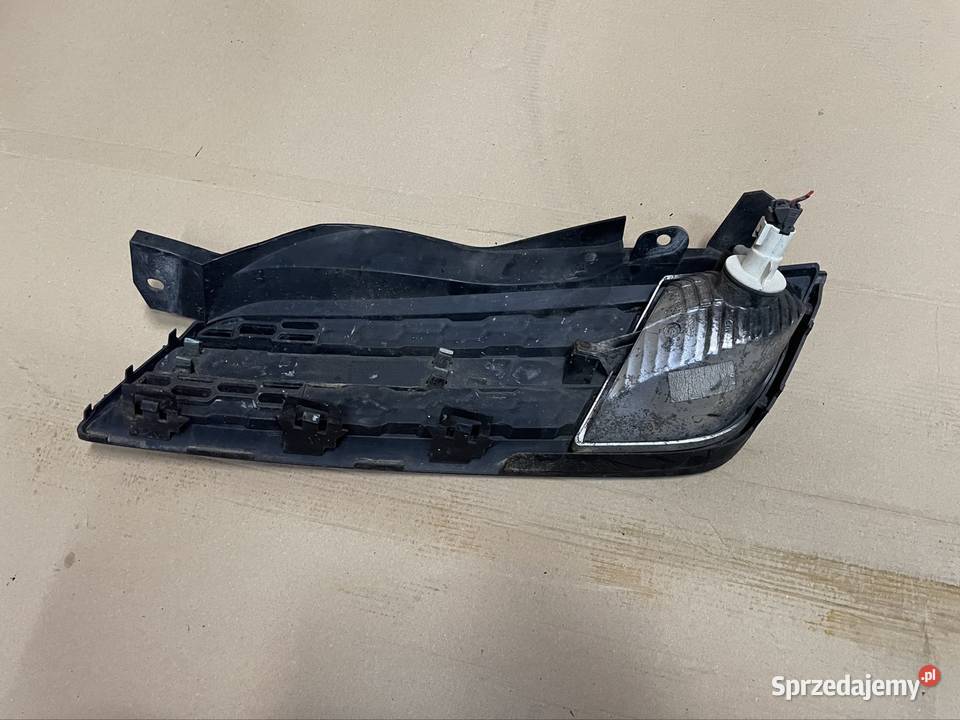 Grill atrapa kierunkowskaz prawy Nissan micra Szczecin sprzedam