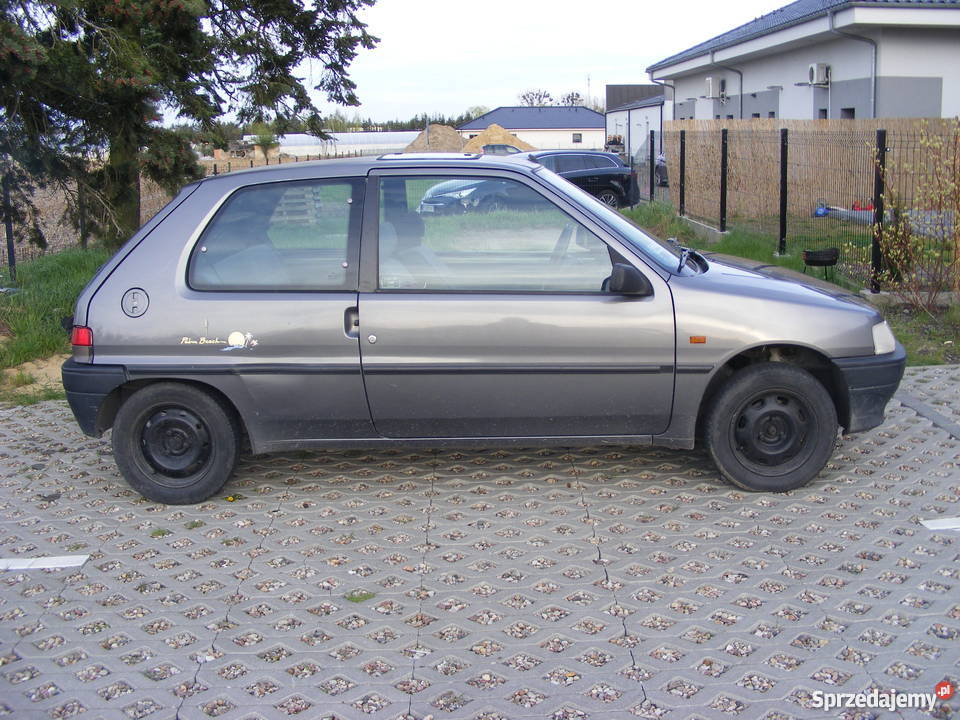 Sprzedam oszczędnego Peugeota 106 spalanie 5 na Poznań