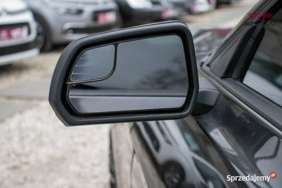 Ford Mustang Prywatna 23 Benzyna 317 Świetny gniazdo AUX Warszawa sprzedam