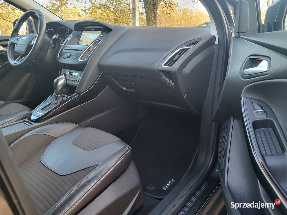 FORD FOCUS TITANIUM S 15 BENZYNA 150 AUTOMAT 4/5 Skierniewice