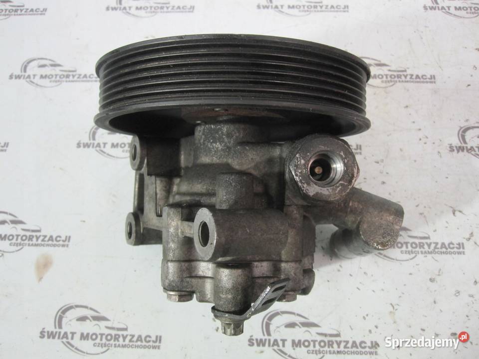 MERCEDES C W11 22 CDI 646966 pompa wspomagania
