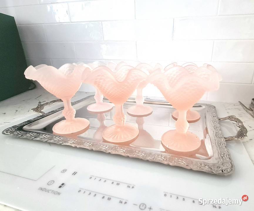 Zestaw pucharków Antyki, Sztuka, Kolekcje