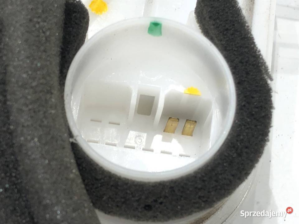 ZAMEK DRZWI PRAWY PRZÓD MITSUBISHI MIRAGE SPACE Zamki, wkładki i kluczyki