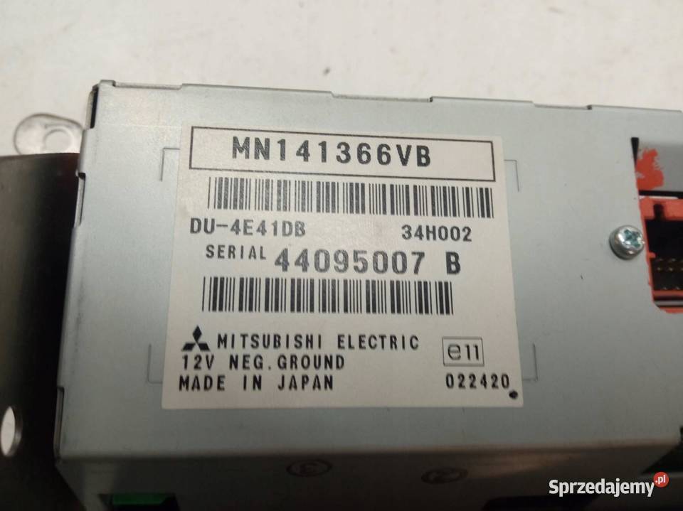 WYŚWIETLACZ PÓŁKA MN141366VB Mitsubishi Grandis