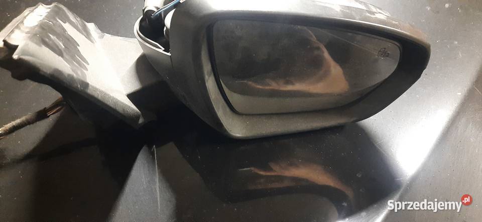 Lusterk prawe 3008 II Peugeot 11 8 pinow Samochody na części Turek