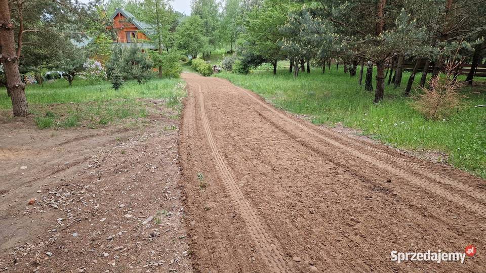 Równiarka laserowa 2d niwelacja spycharka Pozostałe usługi Górzno