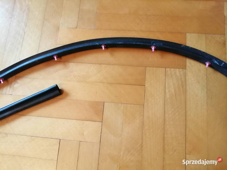 uszczelka drzwi szyby komplet lewy przód Honda 1400cm3 podkarpackie Jaszczew sprzedam