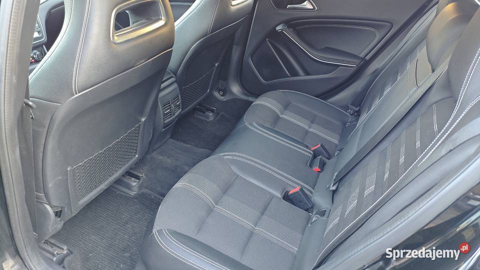 MercedesBenz GLA 180 automat niski przebieg 122KM Jaroszewice