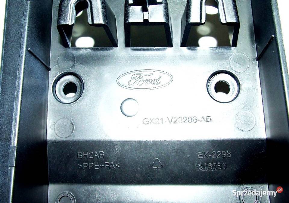 LISTWA NAKŁADKA LEWA POD WLEWEM PALIWA FORD Głogów