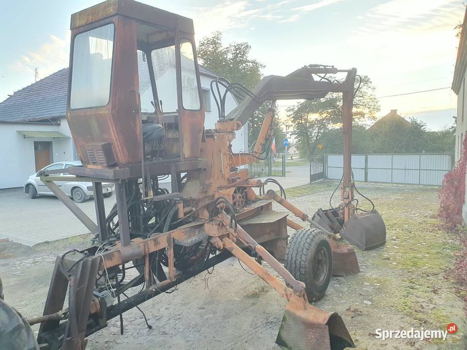 Ładowacz Agrozet Humpolec UHZ750 uszkodzony Gorzupia
