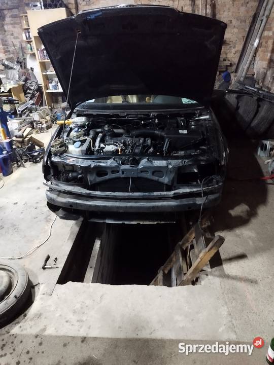 Skoda laurina nowy motor ze skrzynia Skrzydlice