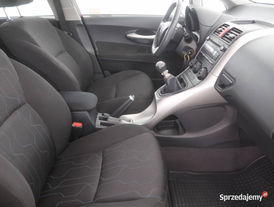 Toyota Auris 13 Dual VVTi gniazdo USB Auris Bielany Wrocławskie