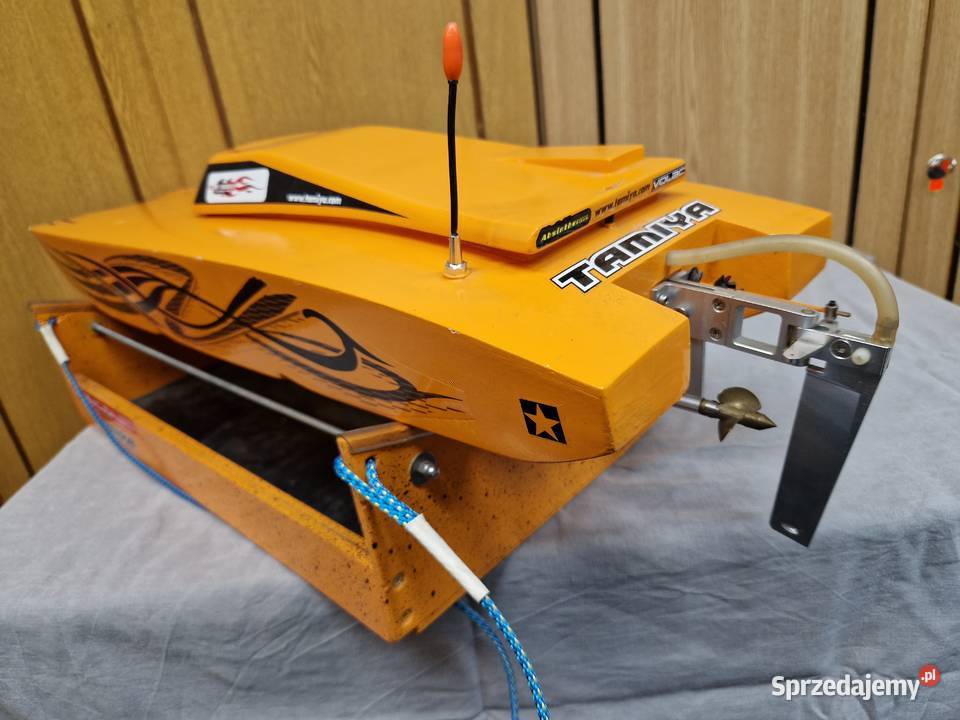 Łódź Wyścigowa Z Napędem Elektrycznym