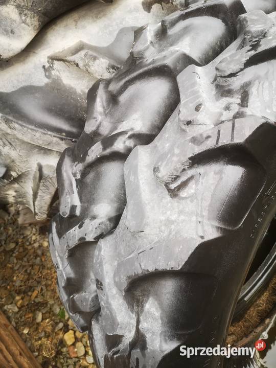 Opony wąskie 83 r32 międzyrzędzi felgi 95 r36 Sieradz