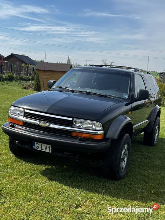 S10 Blazer niski przebieg super stan elektryczne szyby Gacnik sprzedam