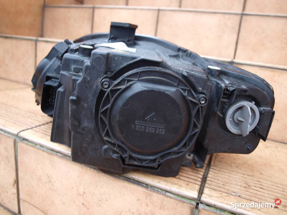Audi A4 B7 lampa prawa przód Bi xenon 2004 2007r wielkopolskie Kalisz
