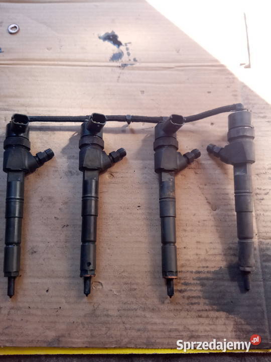 Wtryskiwacze 0445110159 Opel astra vectra zafira osobowe Myszków sprzedam