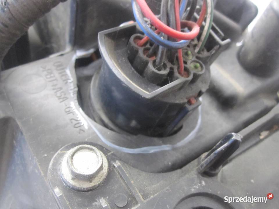 RANGE ROVER SPORT I L320 LIFT 08r lampa prawa osobowe sprzedam