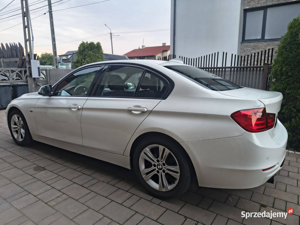 BMW F30 318d Sport Line 2014 116 000 Tomaszów Mazowiecki