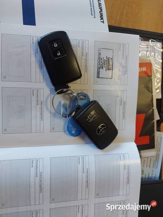 TOYOTA AURIS EDITIONS 18 VT 16V HYBRYDA 2016r Auris dolnośląskie