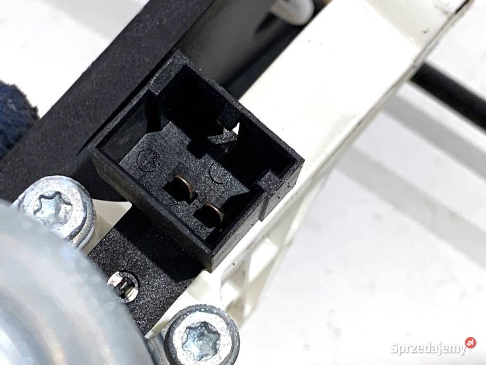 PODNOŚNIK SZYBY PRAWY PRZÓD AUDI A6 C8 4K0837462