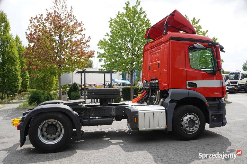 Ciągnik siodłowy MercedesBenz Actros 1833 260 automatyczna Kraków