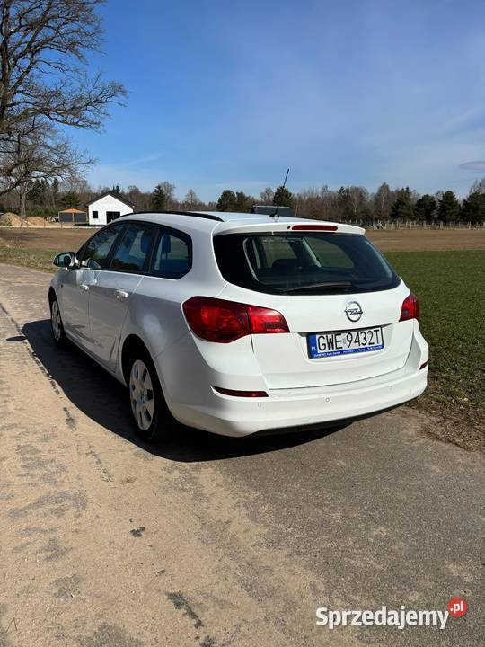 Sprzedam opel astra J Motoryzacja
