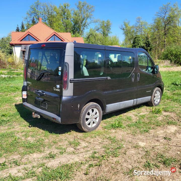 Opel Vivaro 25 CDTI brygadówka klima super stan Góra Kalwaria