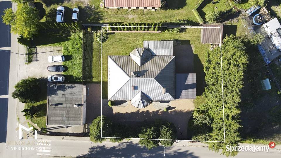 Funkcjonalny dom w Bartoszycach do zamieszkania sprzedam