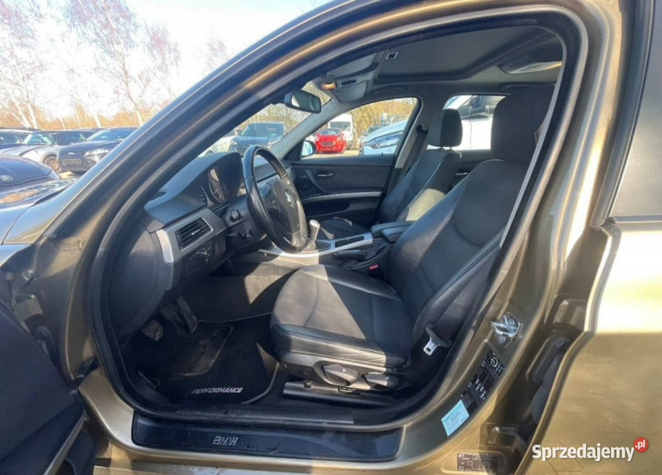 BMW 318 Bezwypadkowy Xenon klimatronik E90 4/5