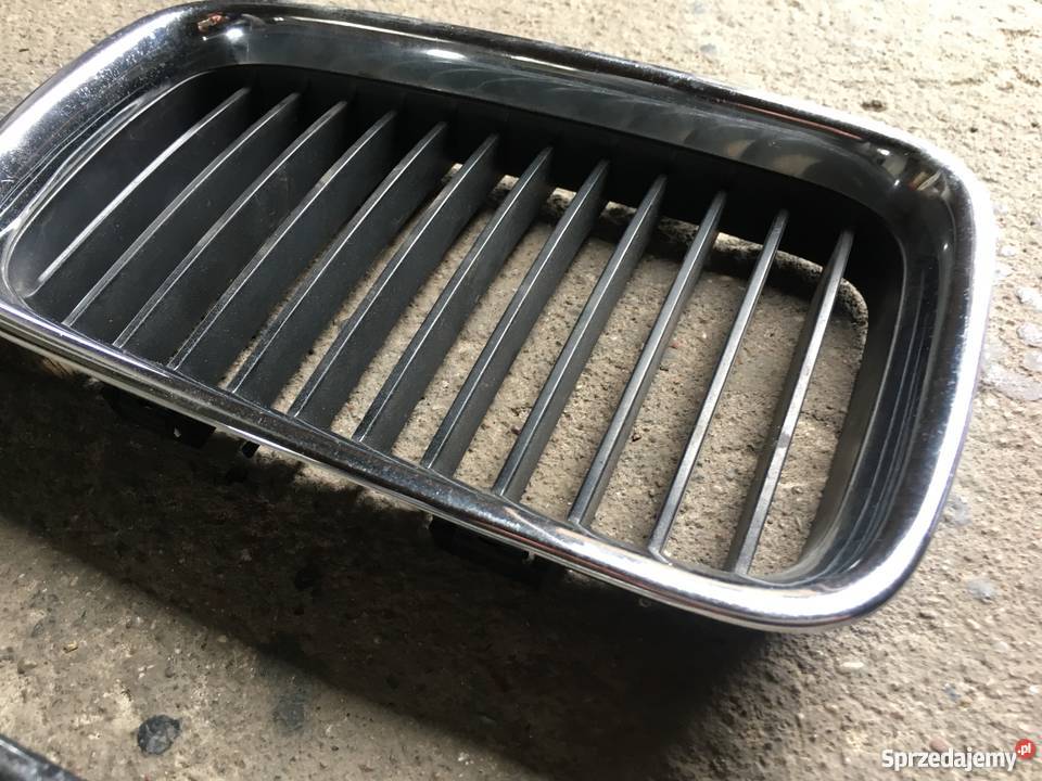Bmw E36 Kratka Nerka Grill Prawa 51138122238 Pozostałe Chojnice