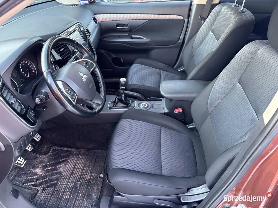 Mitsubishi outlander krajowy bezwypadkowy brązowy Dąbrowa Górnicza