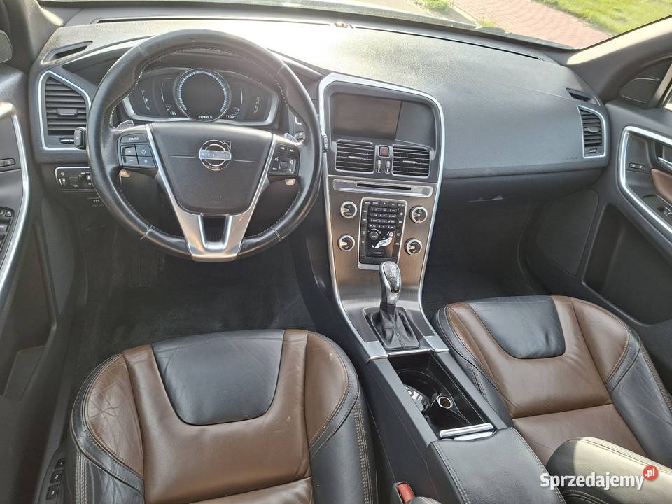 VOLVO XC60 30T 306 KONI OPŁATY XC 60 lubelskie Tomaszów Lubelski