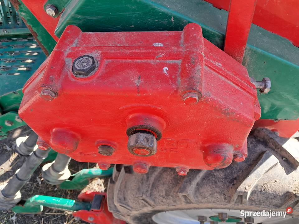 Siewnik agromasz sr300