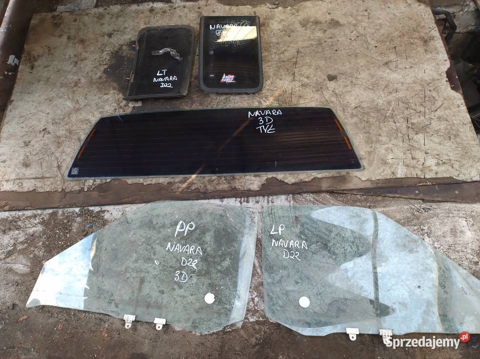 NISSAN NAVARA D22 szyba boczna tył uchylna Kielce