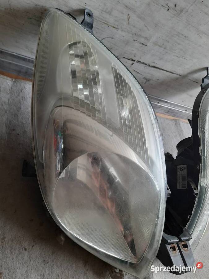 Lampa oryginał Toyota Yaris 2 osobowe dolnośląskie Skokowa