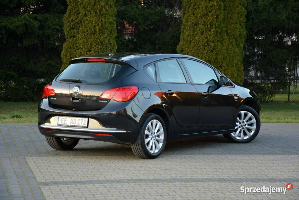 Opel Astra 14T140 Lift Klimatronic Parktronic lakier metallic sprzedam