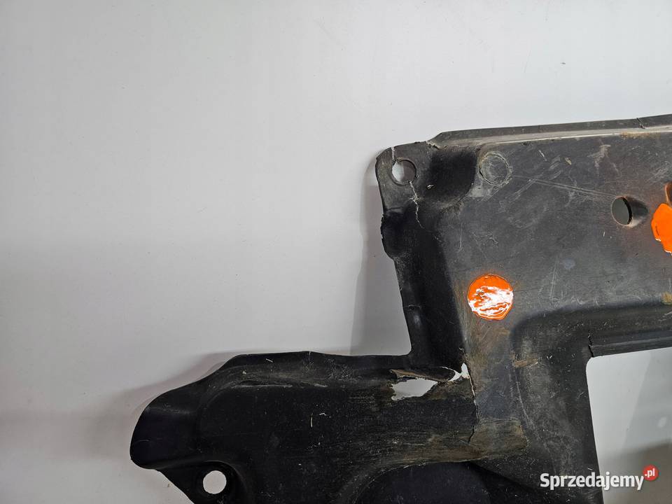 OSŁONA PODWOZIA PRAWA AUDI A6 C6 4F0825208E osobowe Motoryzacja Przystajń