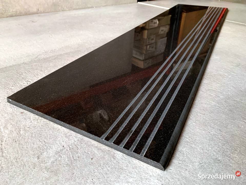Czarne płytki schodowe 120x30 WYSOKI POŁYSK Łask