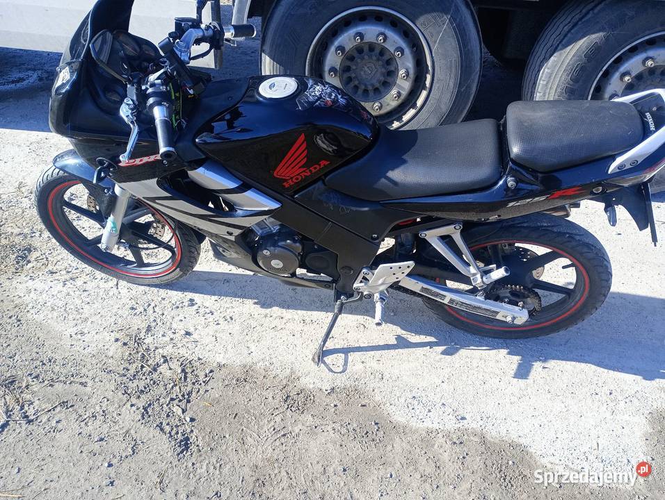Honda cbr125 jc34 2005r 32600 elektryczny starter Honda podkarpackie Głogów Małopolski