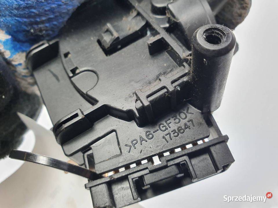 PRZEŁĄCZNIK TOYOTA YARIS 173647 Pozostałe Lipno sprzedam