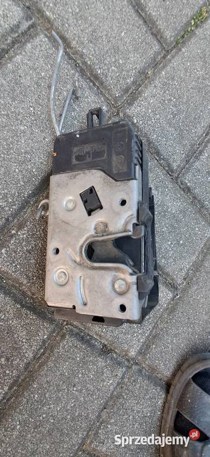 Opel vectra c zamek drzwi prawy przod Koziegłowy