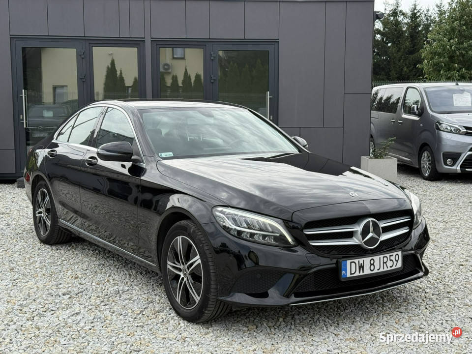 Mercedes C 180 FL 15 16V Turbo 156 salon 156KM